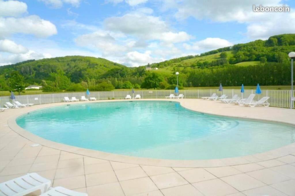 T3 La Savane Saint Geniez D'Olt 2 Piscines Chauffees Dans Une Charmante Residence De Vacances Zewnętrze zdjęcie