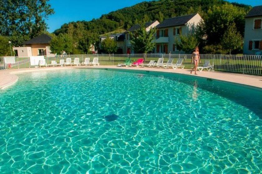 T3 La Savane Saint Geniez D'Olt 2 Piscines Chauffees Dans Une Charmante Residence De Vacances Zewnętrze zdjęcie